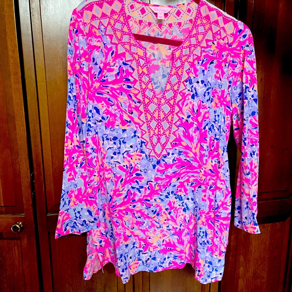 Lilly Pulitzer tunic style top